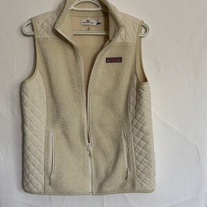 Vineyard Vines Women's Cream Quilted Fleece Vest